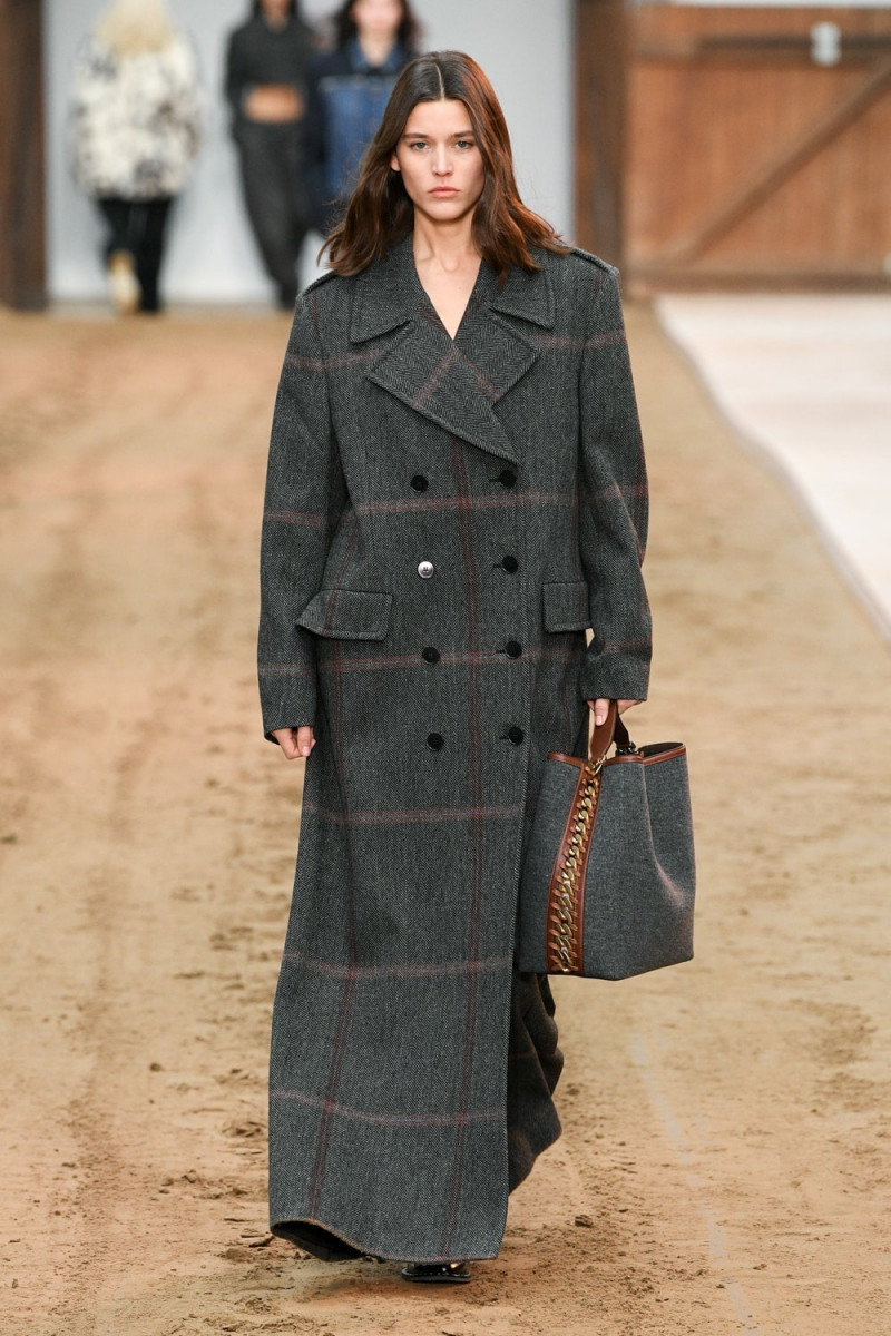 Stella McCartney fashion show for Autumn/Winter 2023