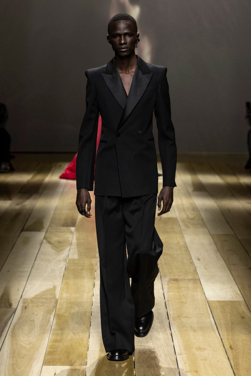 Alexander McQueen fashion show for Autumn/Winter 2023