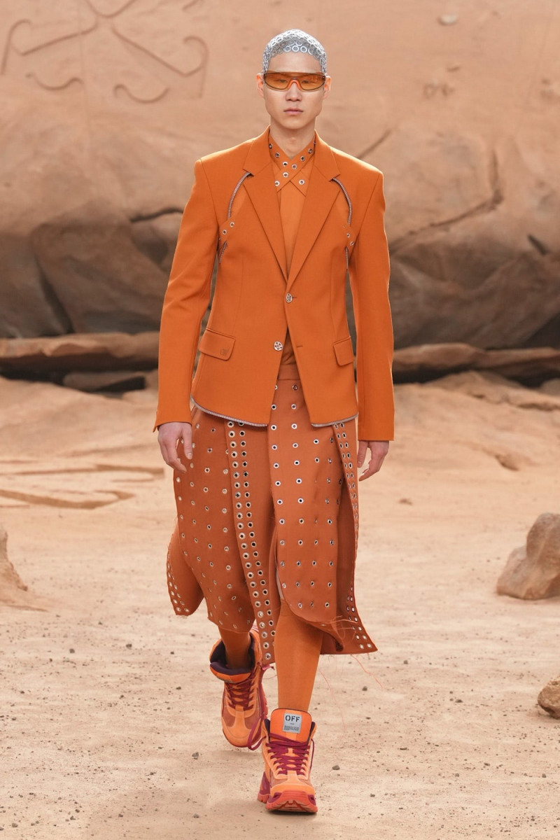 Off-White fashion show for Autumn/Winter 2023
