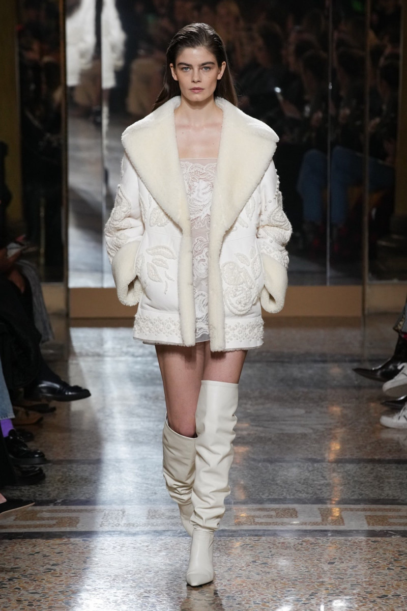 Merlijne Schorren featured in  the Ermanno Scervino fashion show for Autumn/Winter 2023