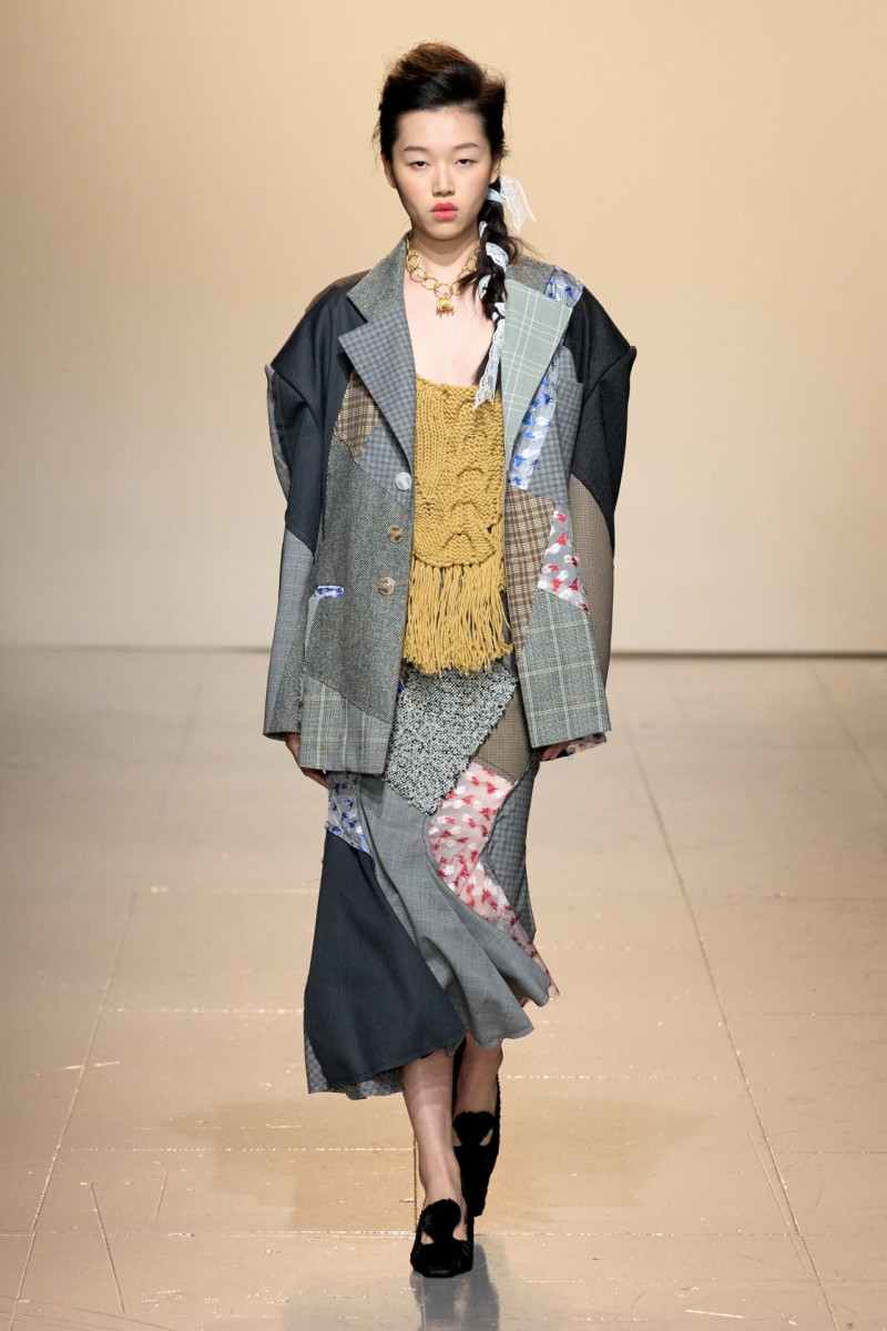 Yuhan Wang fashion show for Autumn/Winter 2023