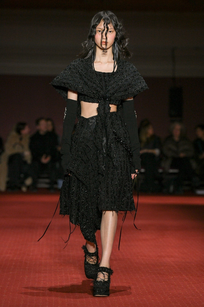 Simone Rocha fashion show for Autumn/Winter 2023