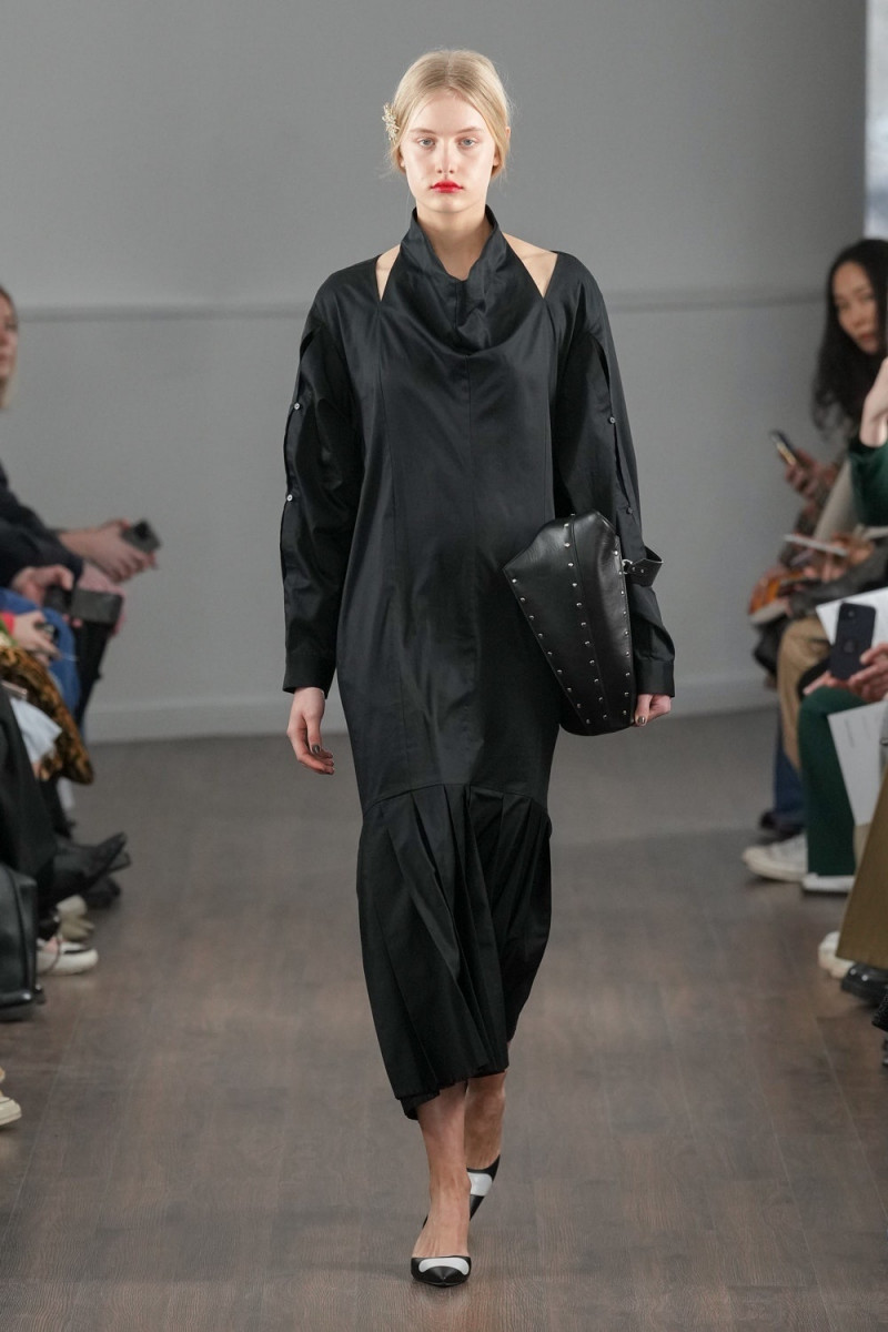 Cassandra van der Stelt featured in  the Eudon Choi fashion show for Autumn/Winter 2023