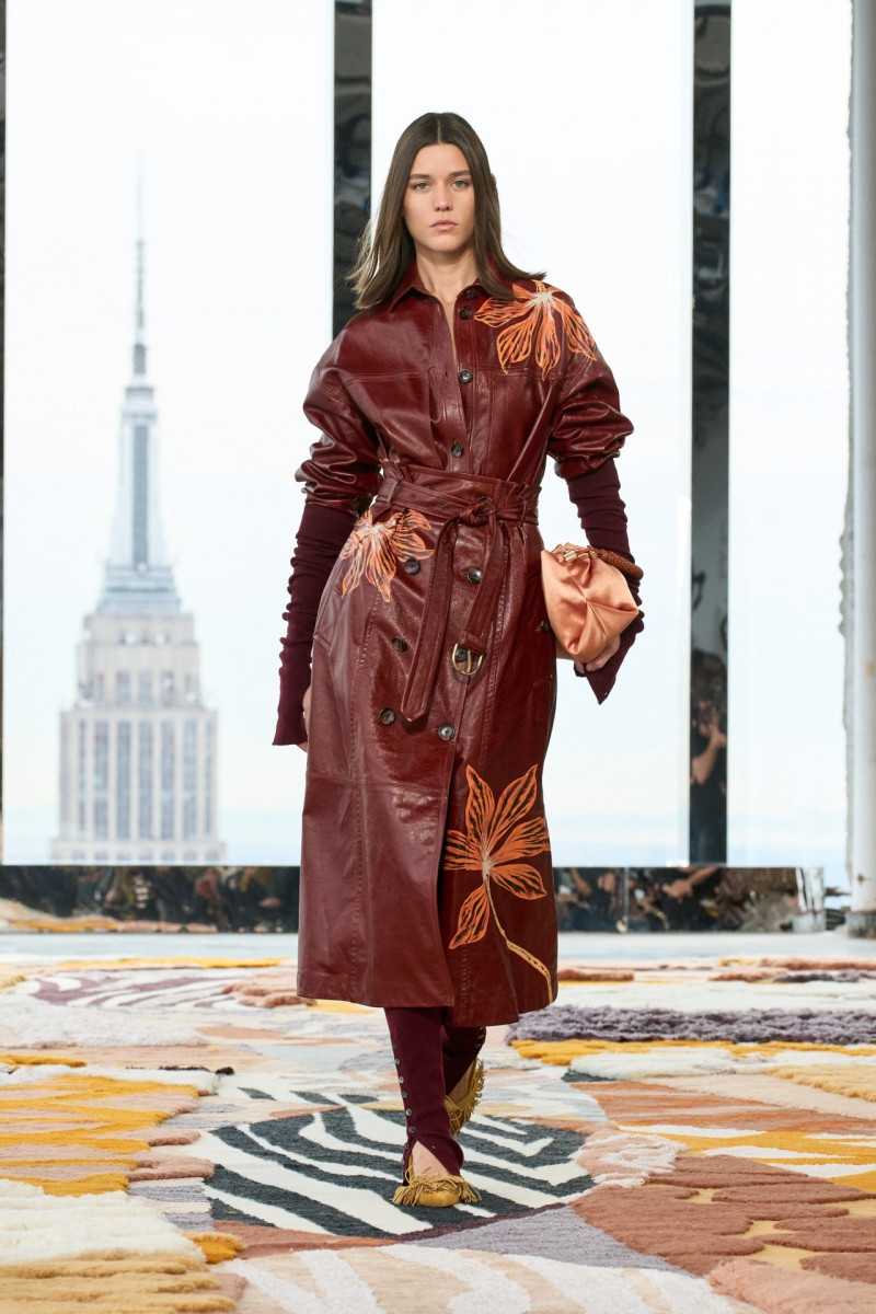 Vivienne Rohner featured in  the Ulla Johnson fashion show for Autumn/Winter 2023