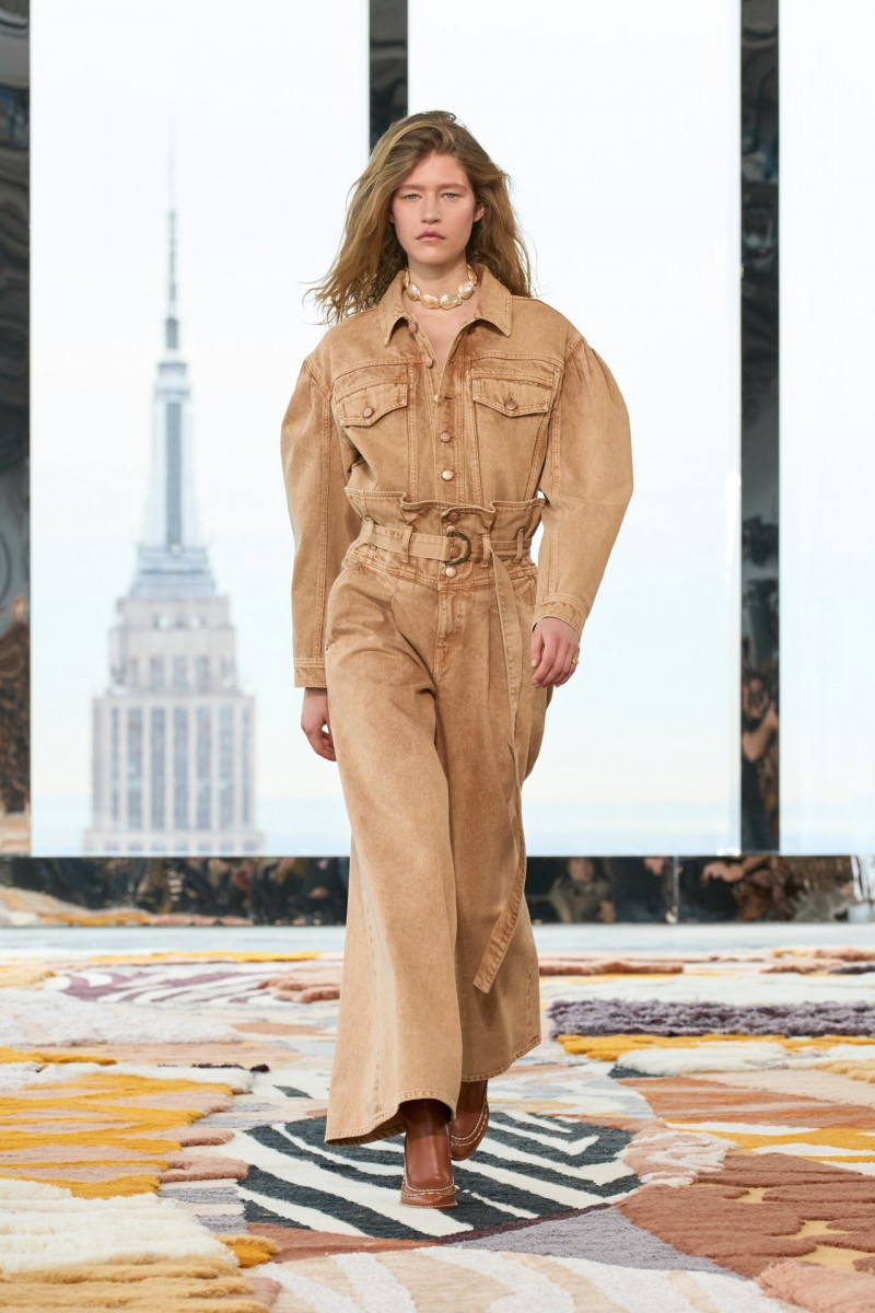 Mariam de Vinzelle featured in  the Ulla Johnson fashion show for Autumn/Winter 2023