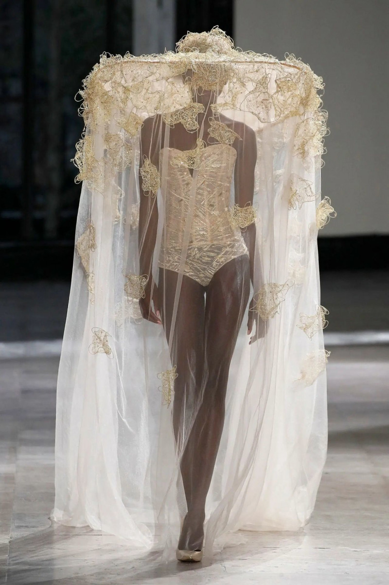 Tony Ward fashion show for Spring/Summer 2023