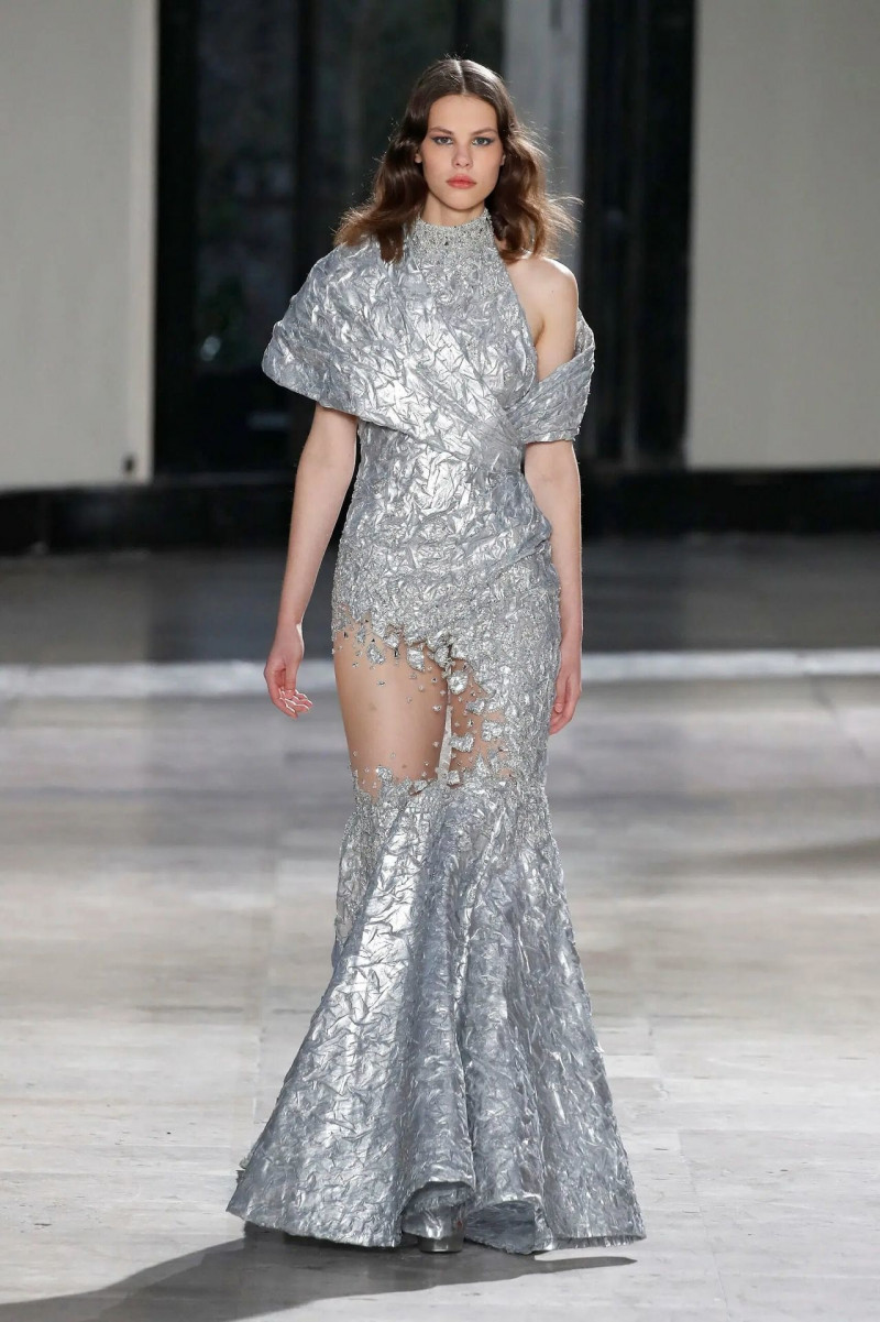 Tony Ward fashion show for Spring/Summer 2023