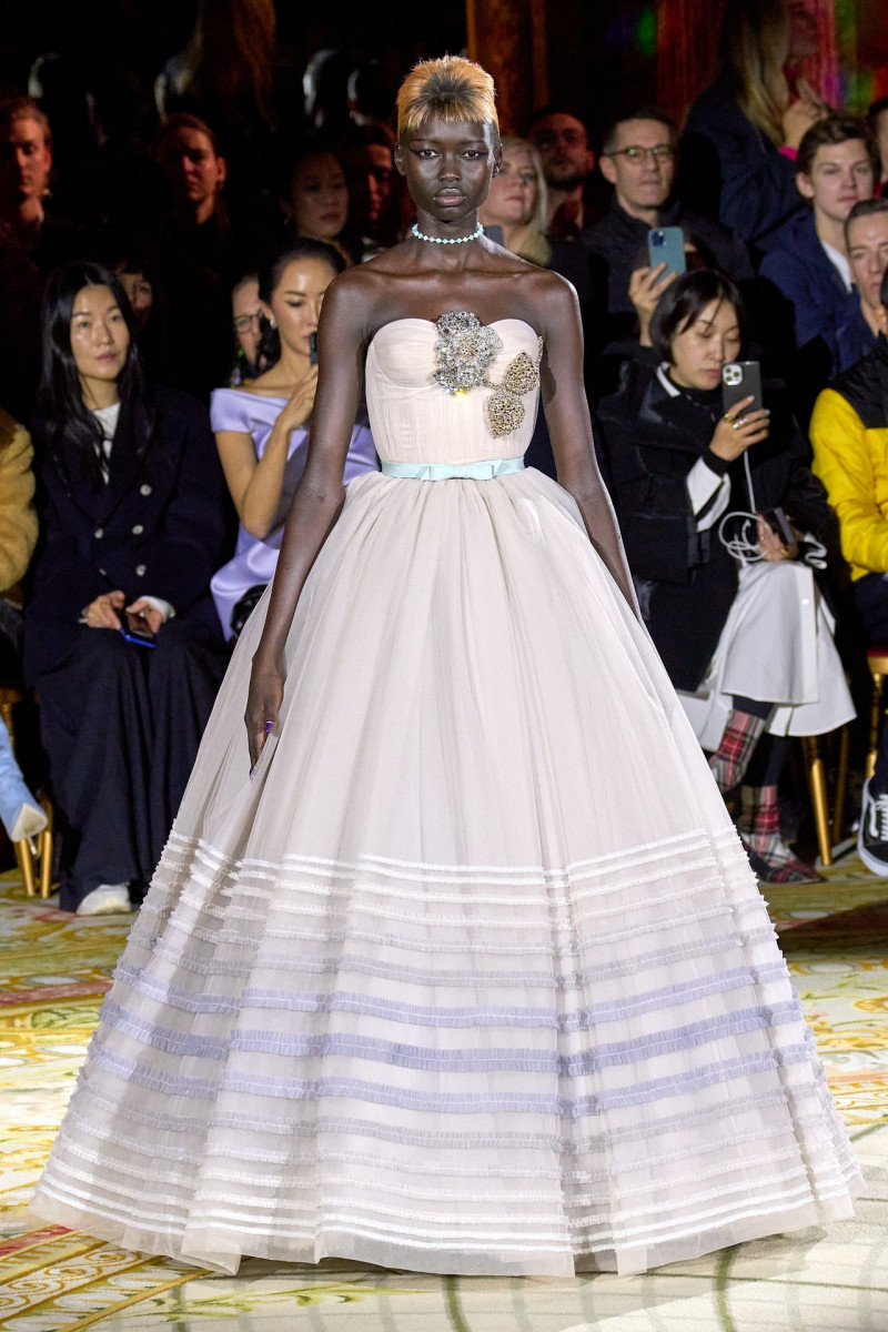 Viktor & Rolf fashion show for Spring/Summer 2023