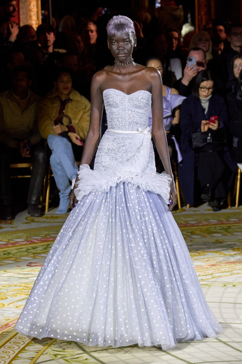 Viktor & Rolf fashion show for Spring/Summer 2023