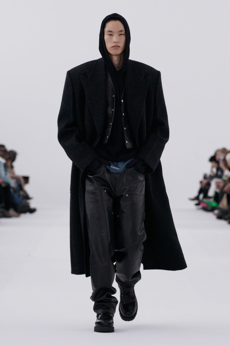 Givenchy fashion show for Autumn/Winter 2023