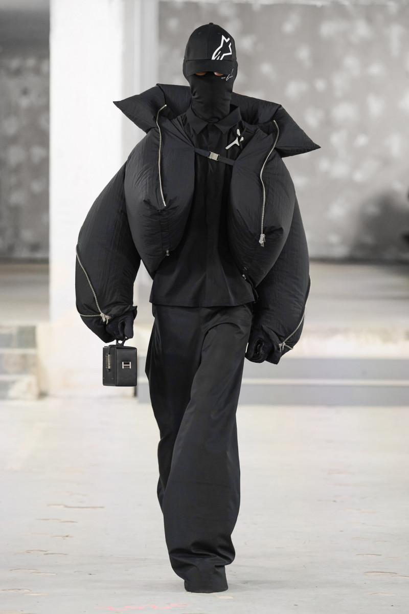 Heliot Emil fashion show for Spring/Summer 2023