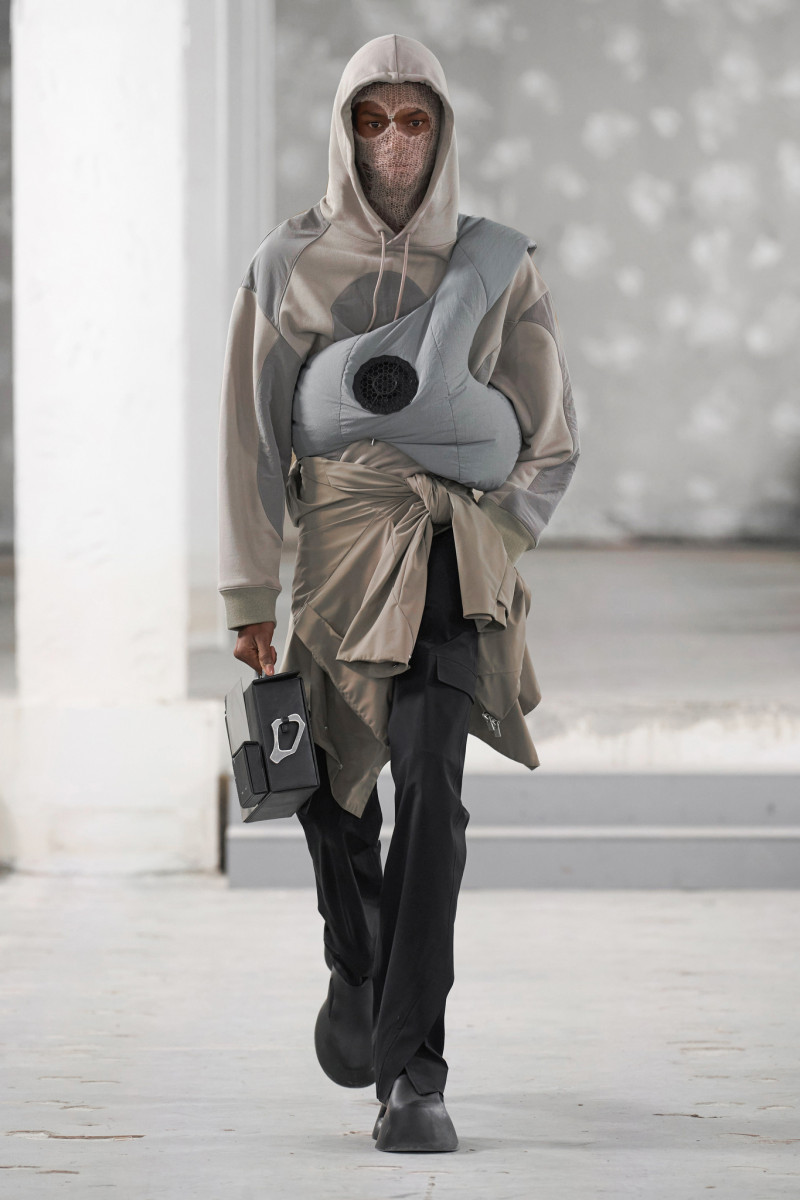 Heliot Emil fashion show for Spring/Summer 2023