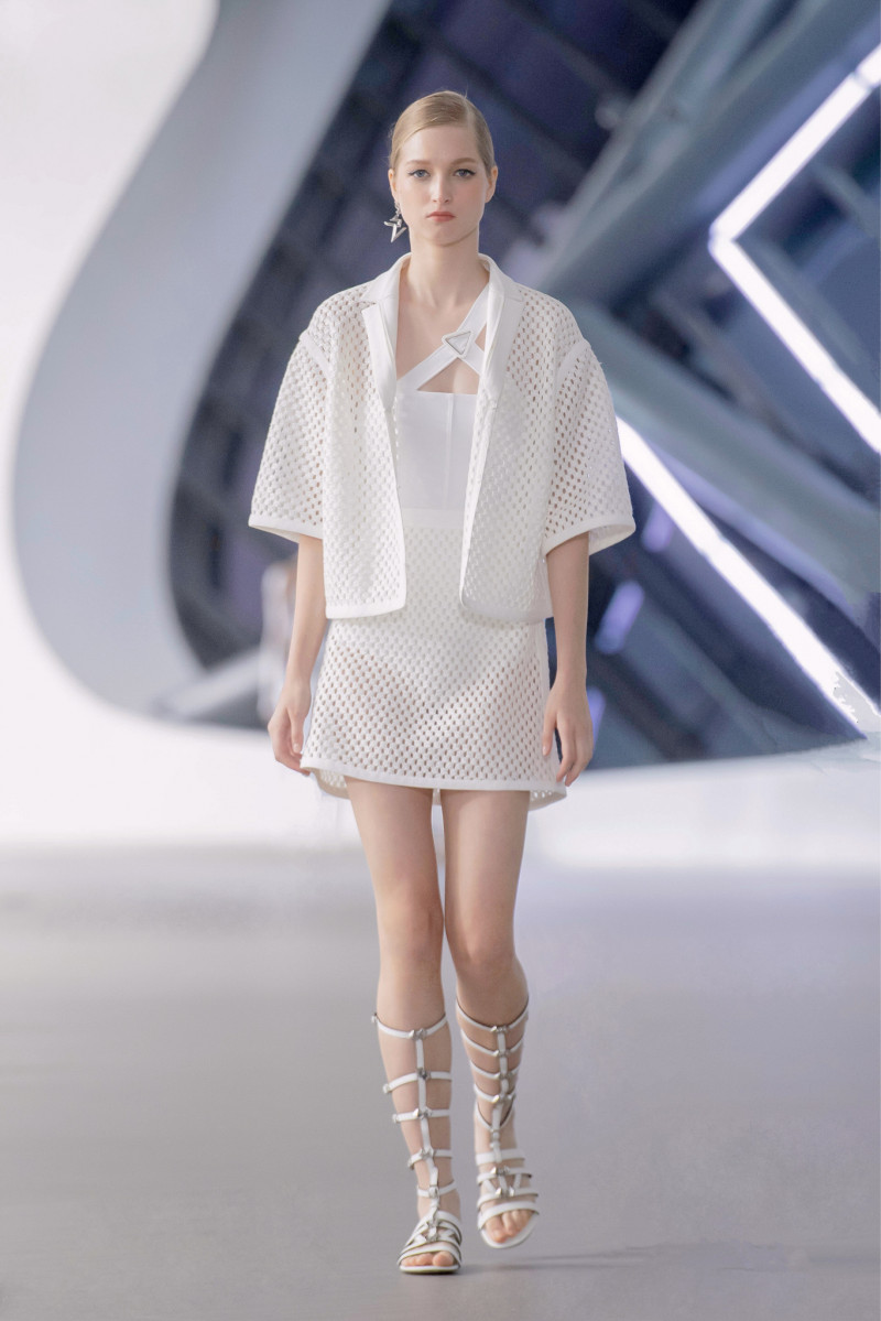 Shiatzy Chen fashion show for Spring/Summer 2023