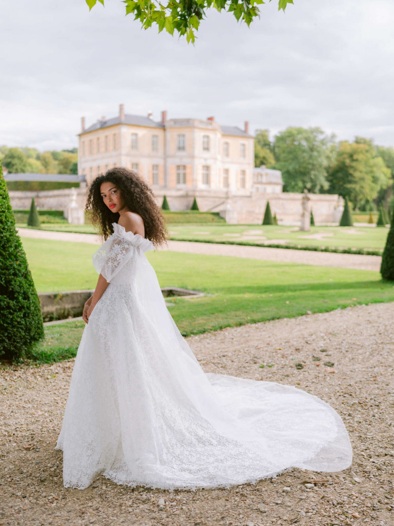 Monique Lhuillier Bridal x Paperless Post lookbook for Autumn/Winter 2023