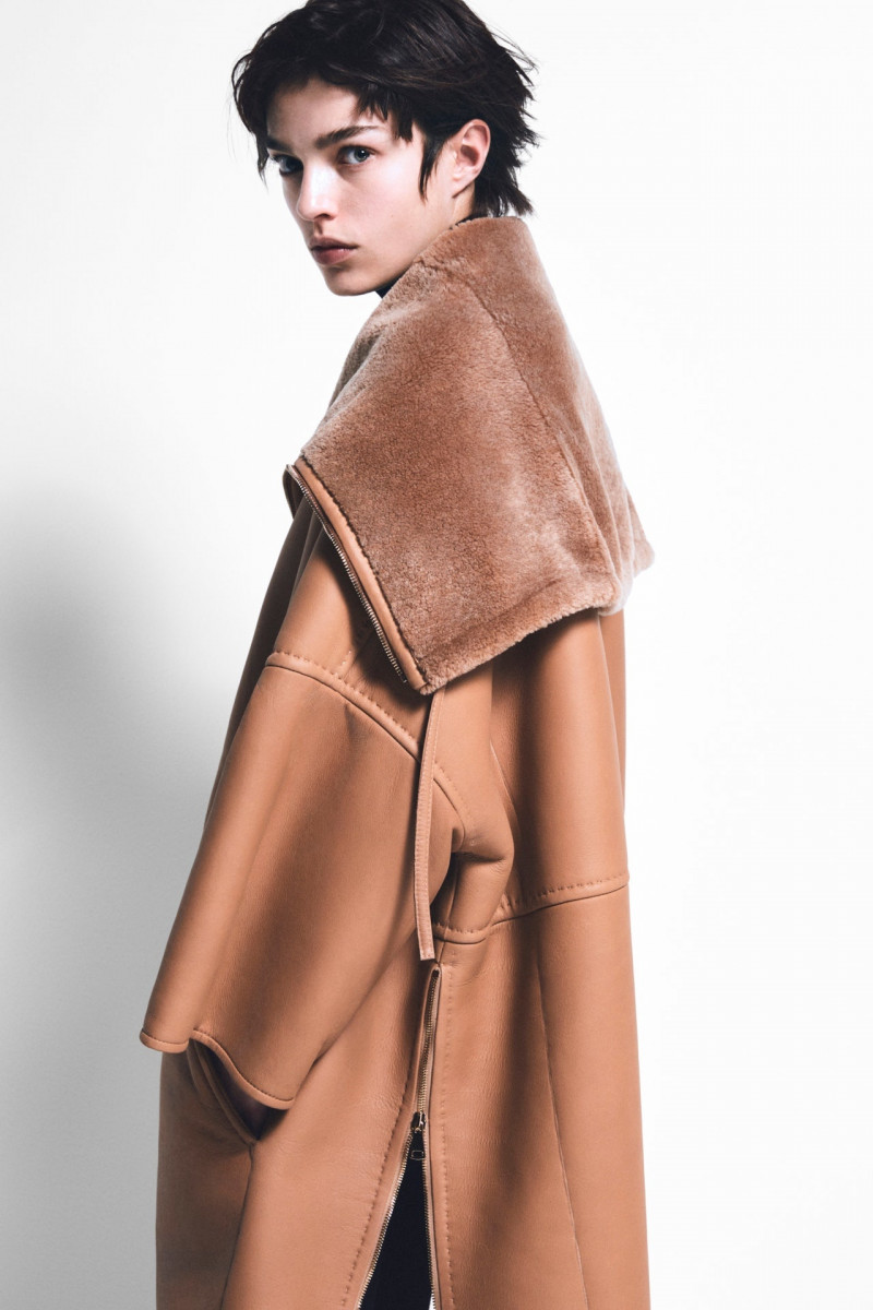 Max Mara Atelier lookbook for Autumn/Winter 2023