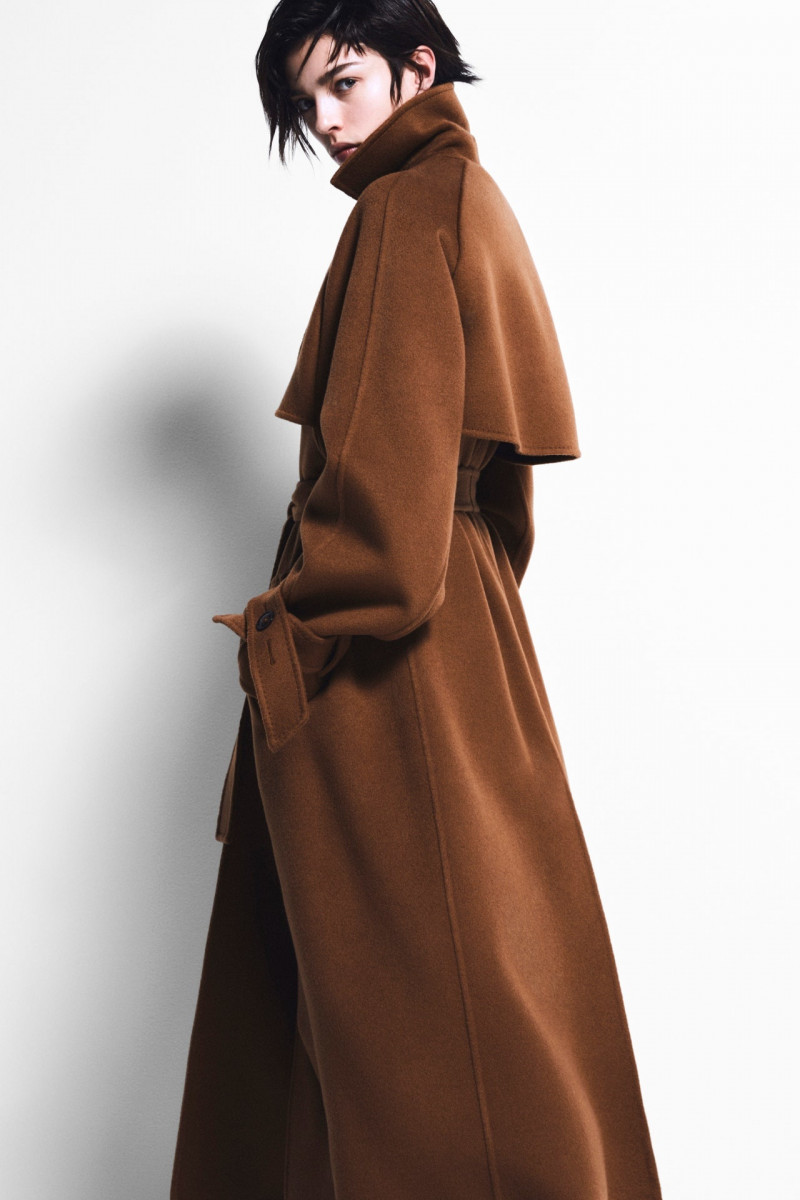 Max Mara Atelier lookbook for Autumn/Winter 2023