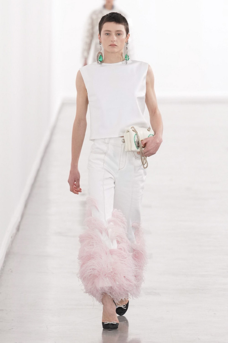 Giambattista Valli fashion show for Autumn/Winter 2023