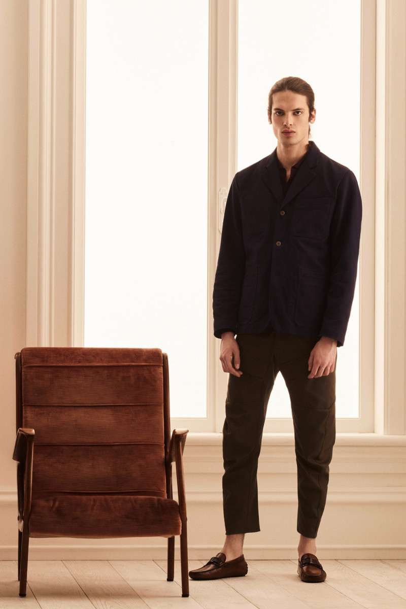 Tod\'s lookbook for Pre-Fall 2020