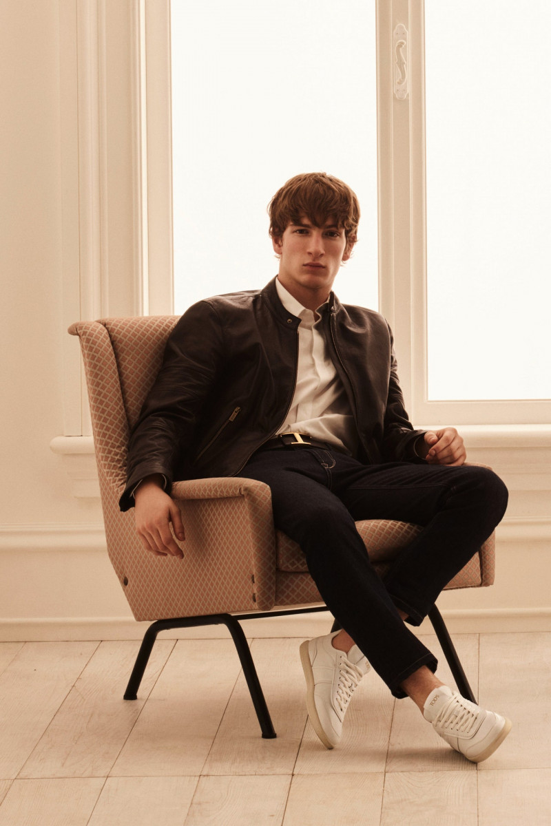 Tod\'s lookbook for Pre-Fall 2020