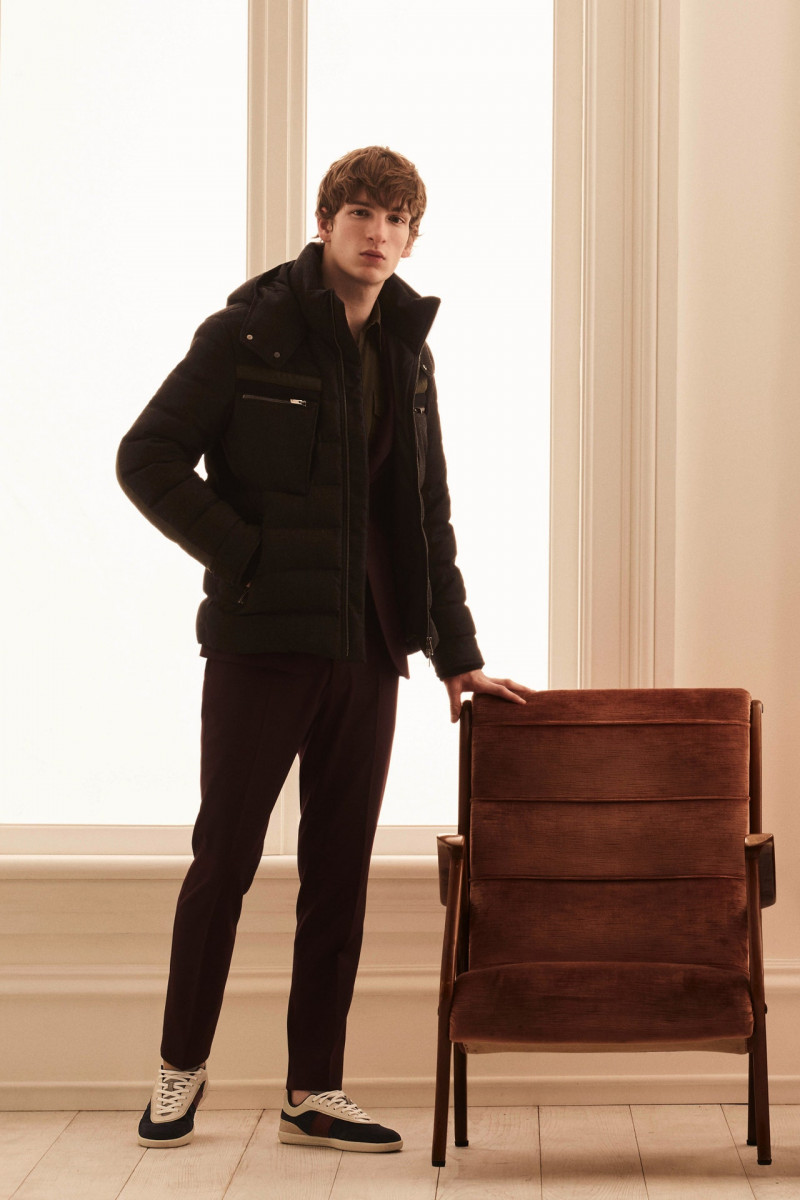 Tod\'s lookbook for Pre-Fall 2020