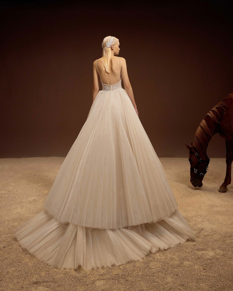 Georges Hobeika Bridal lookbook for Fall 2023