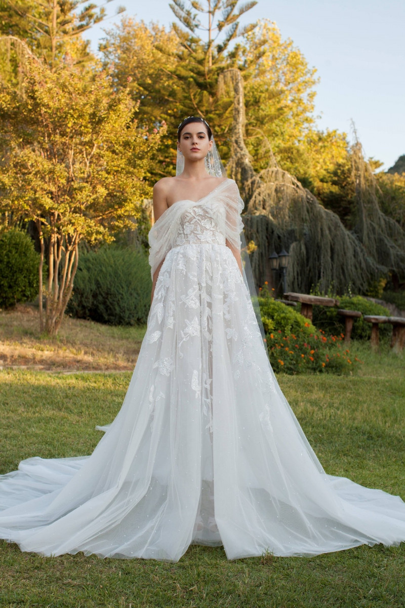 Georges Hobeika Bridal lookbook for Fall 2020