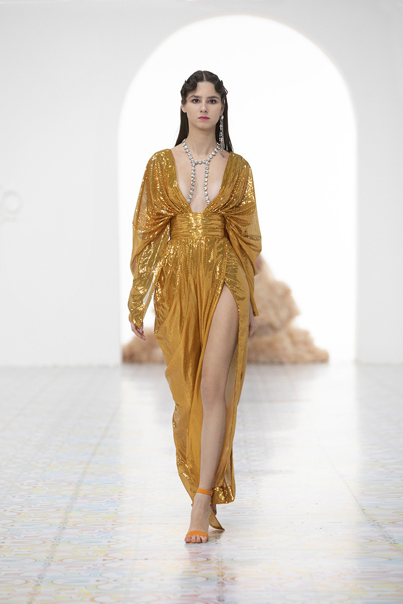 Georges Hobeika fashion show for Spring/Summer 2022