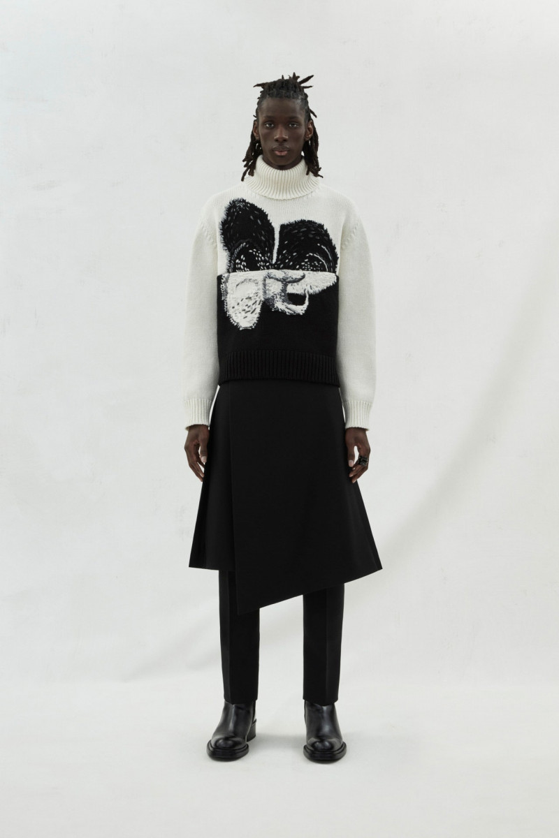 Alexander McQueen lookbook for Autumn/Winter 2023