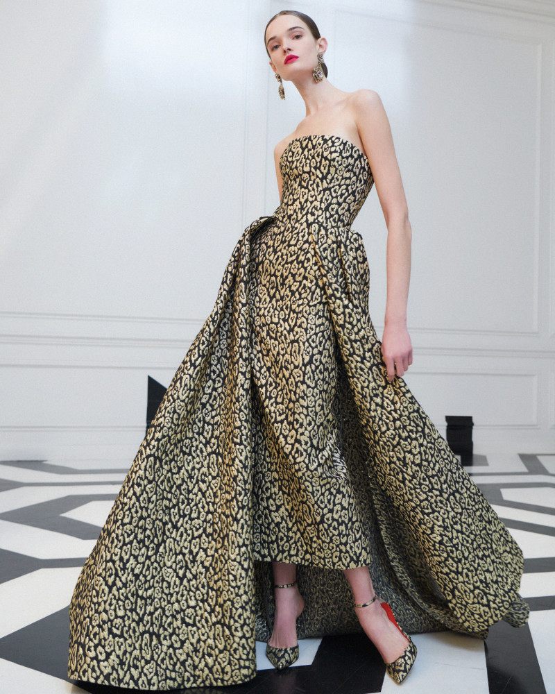 Carolina Herrera lookbook for Pre-Fall 2023