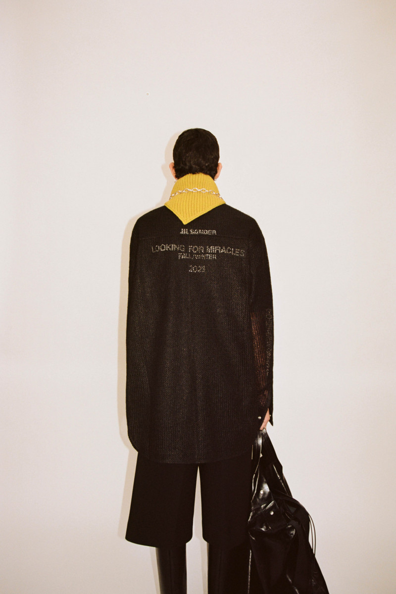 Jil Sander lookbook for Pre-Fall 2023