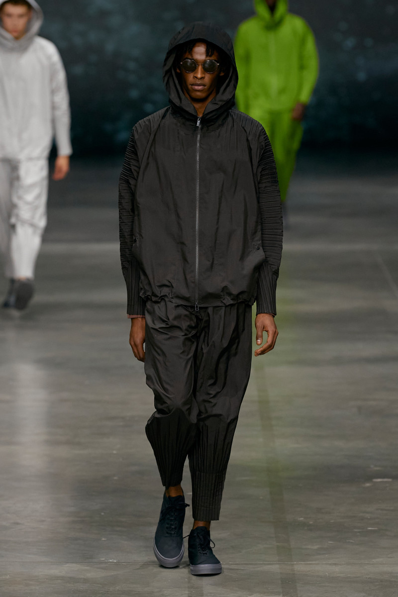 Homme Plissé Issey Miyake fashion show for Autumn/Winter 2023