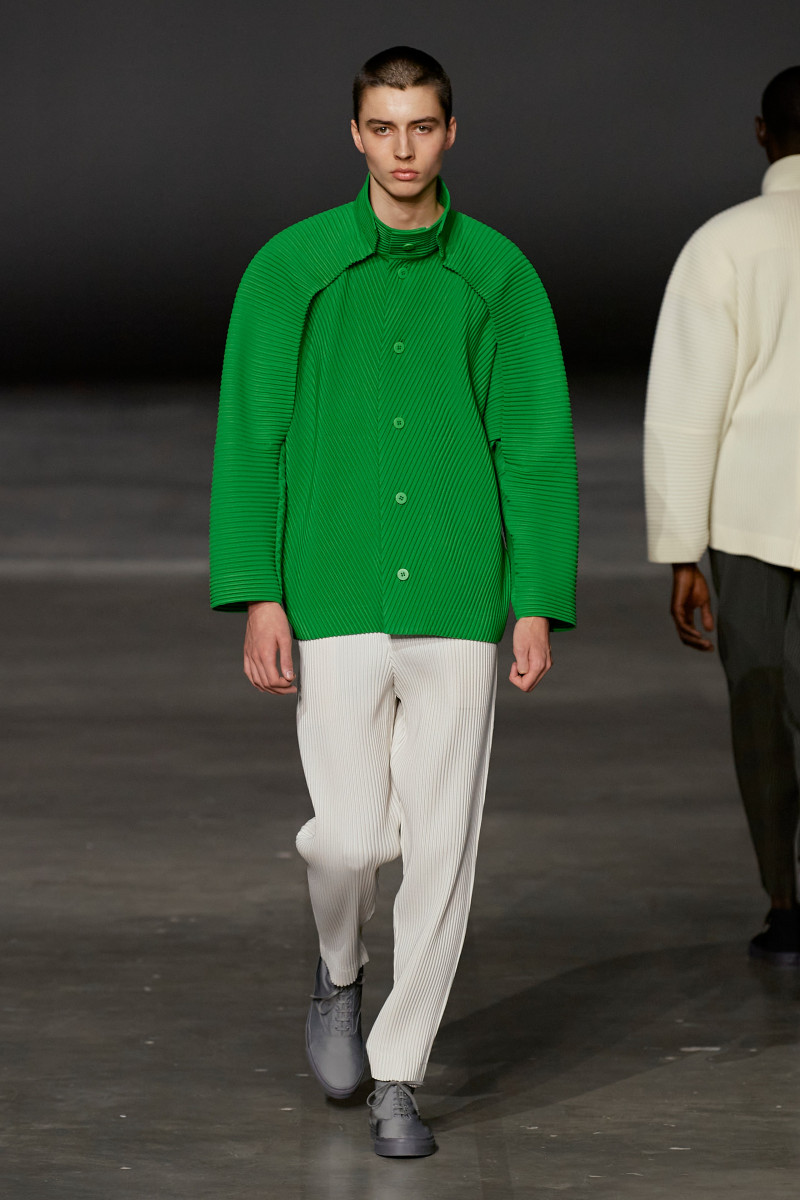 Homme Plissé Issey Miyake fashion show for Autumn/Winter 2023