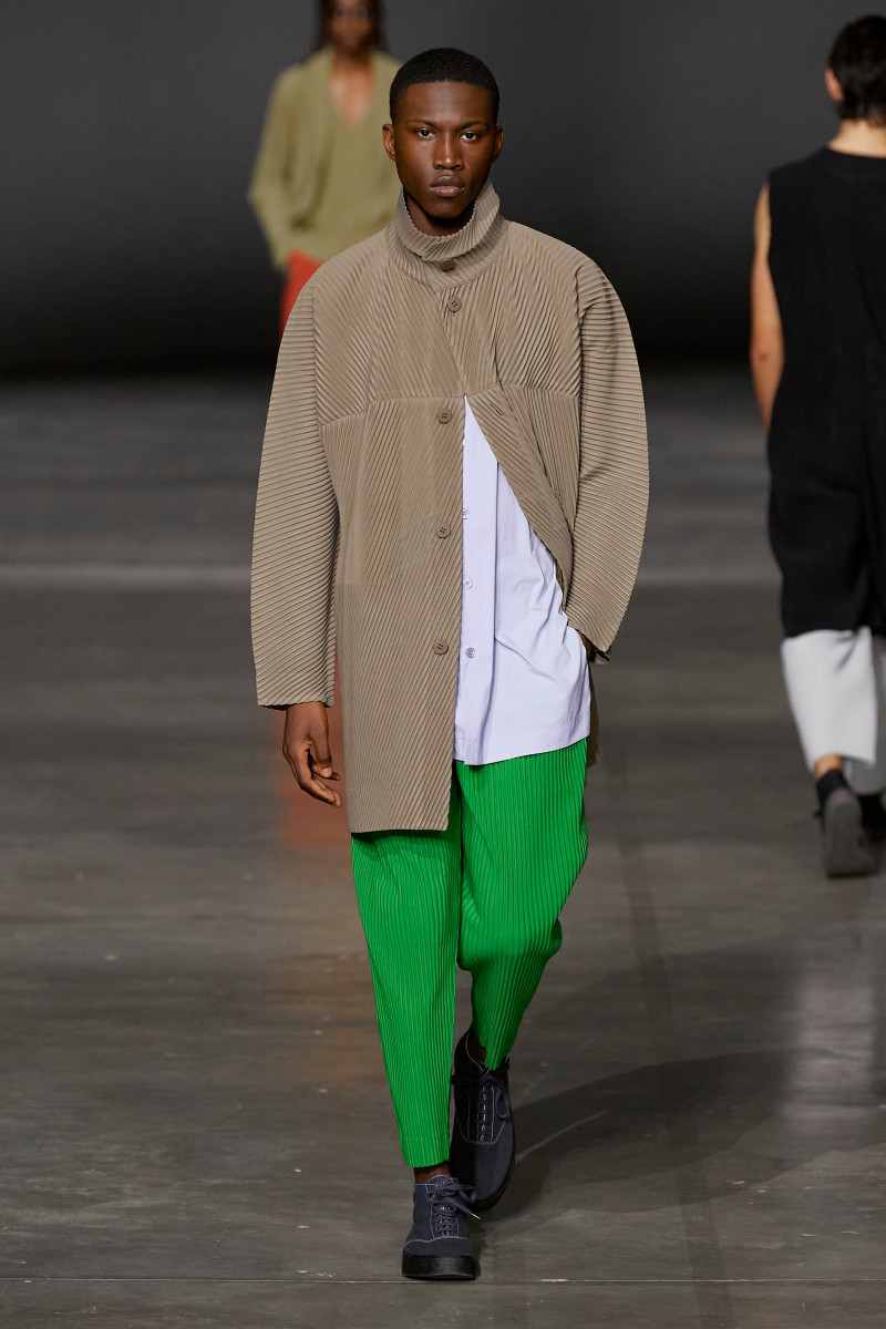 Homme Plissé Issey Miyake fashion show for Autumn/Winter 2023