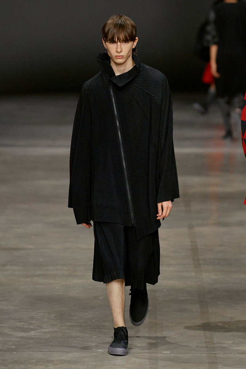 Homme Plissé Issey Miyake fashion show for Autumn/Winter 2023