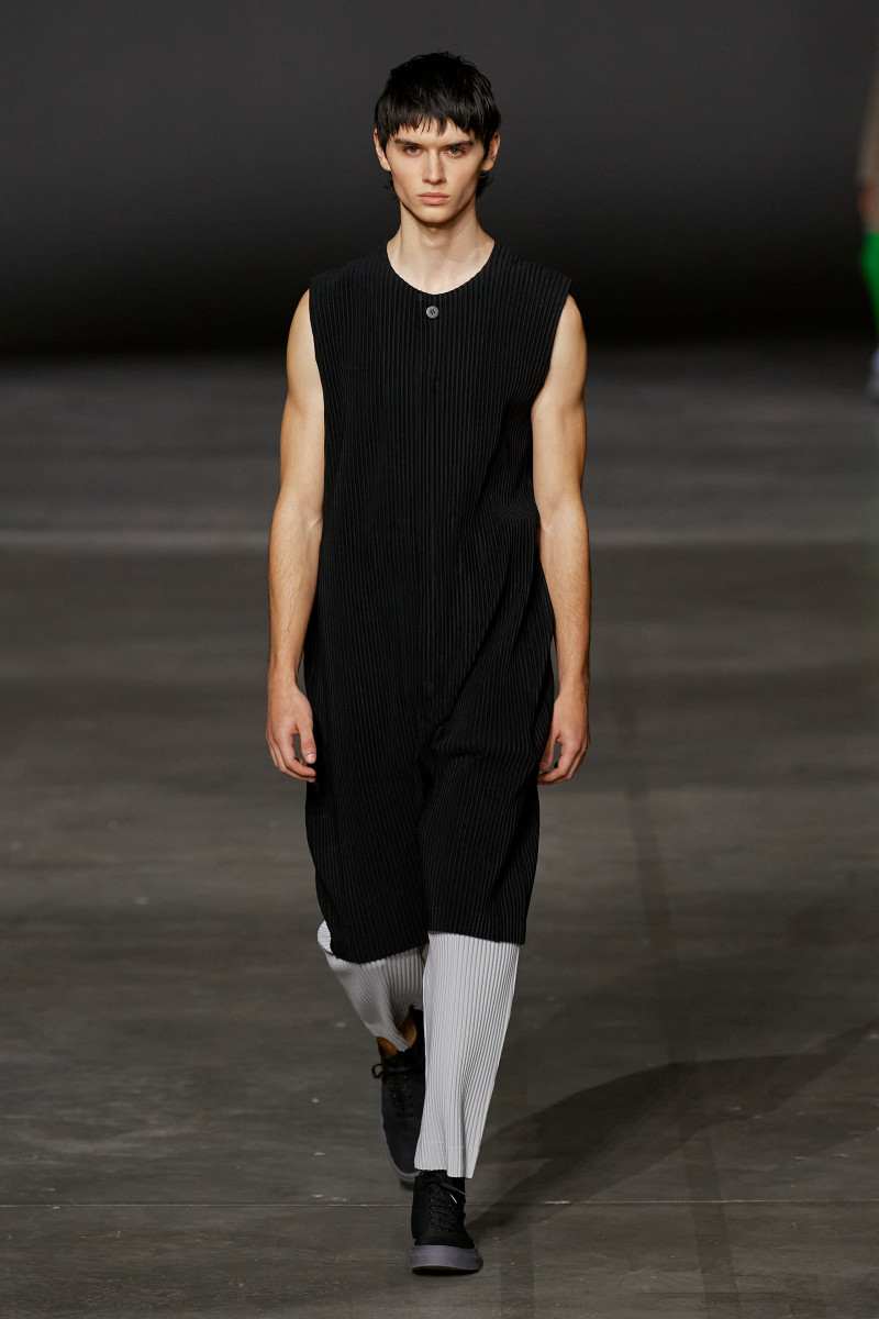 Homme Plissé Issey Miyake fashion show for Autumn/Winter 2023