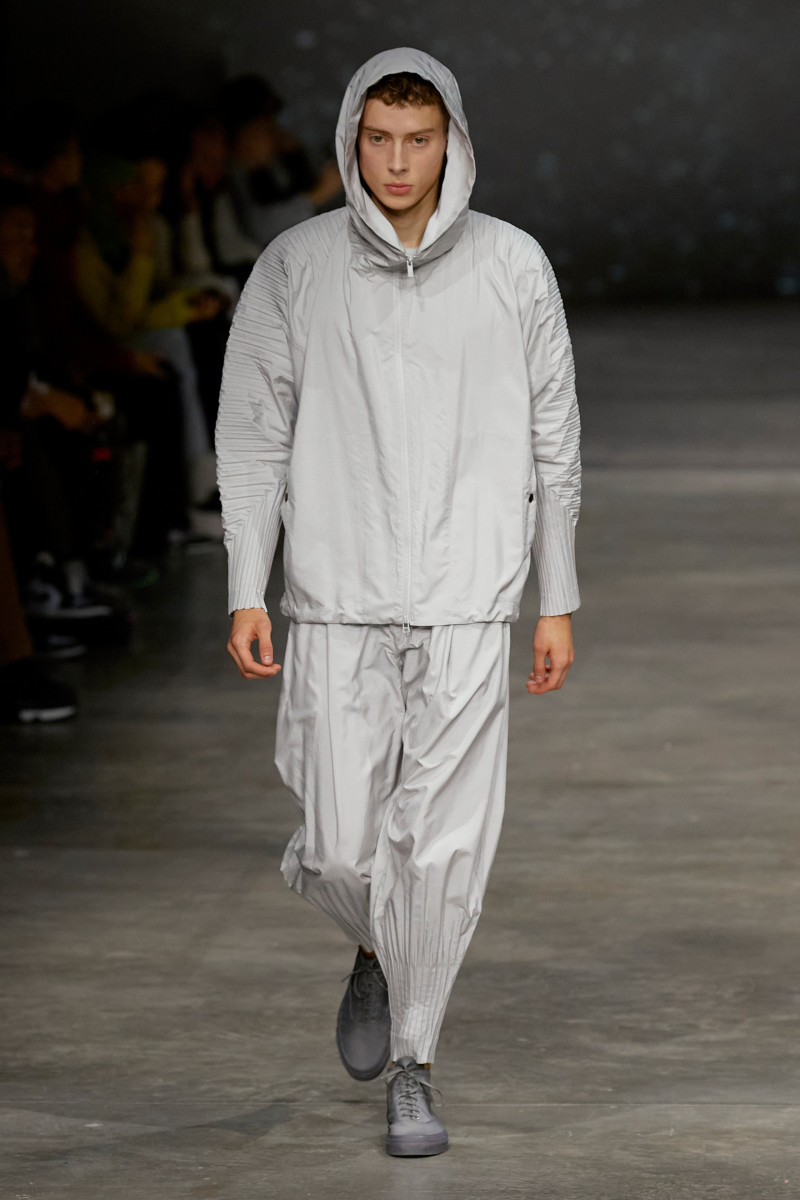 Homme Plissé Issey Miyake fashion show for Autumn/Winter 2023