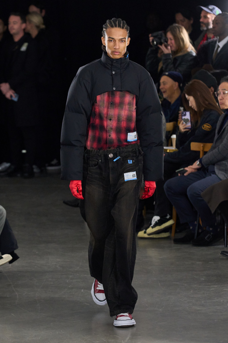 Mihara Yasuhiro fashion show for Autumn/Winter 2023