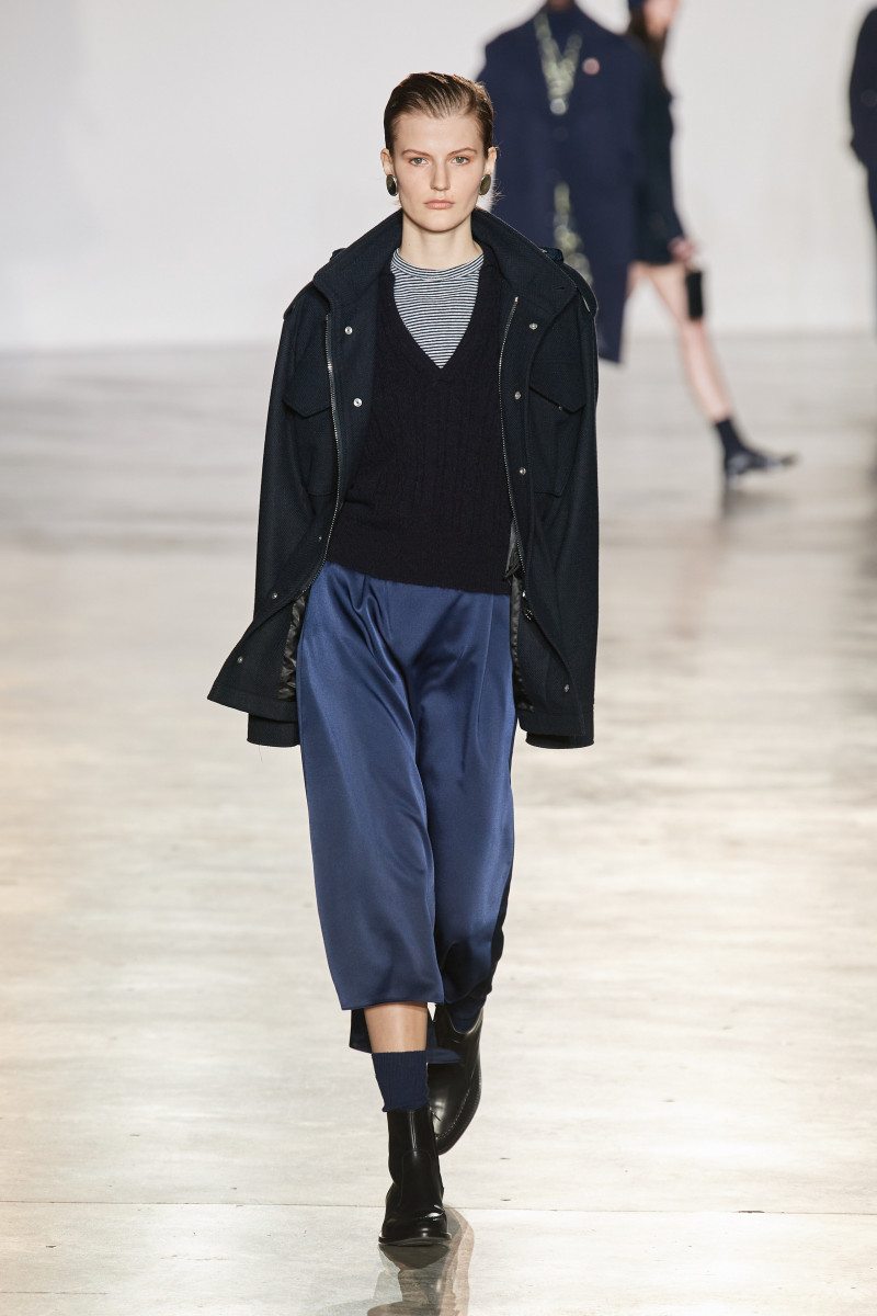 Ireen Tabolova featured in  the Officine Generale fashion show for Autumn/Winter 2023