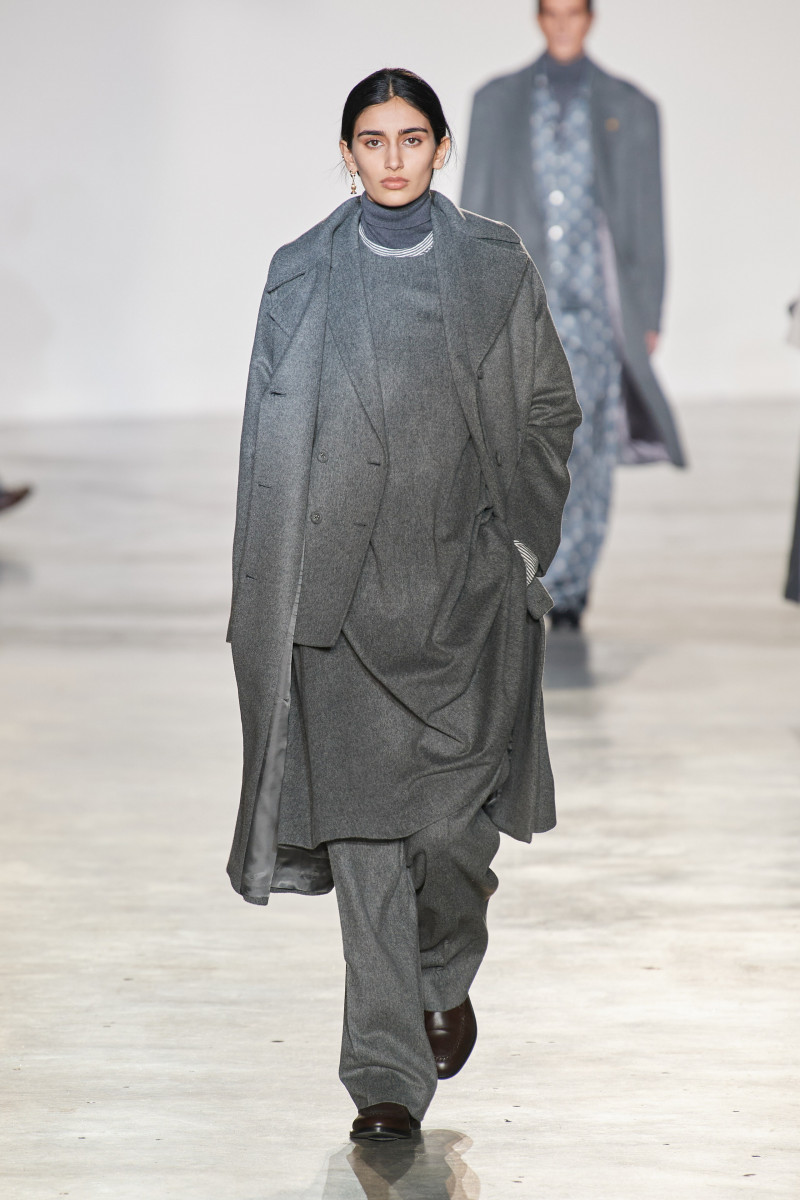 Vanessa Tyagi featured in  the Officine Generale fashion show for Autumn/Winter 2023