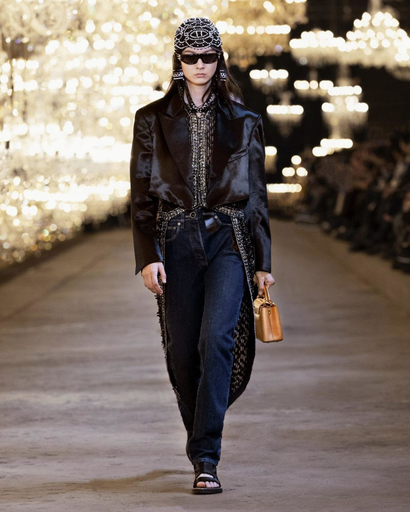 Louis Vuitton fashion show for Spring/Summer 2022