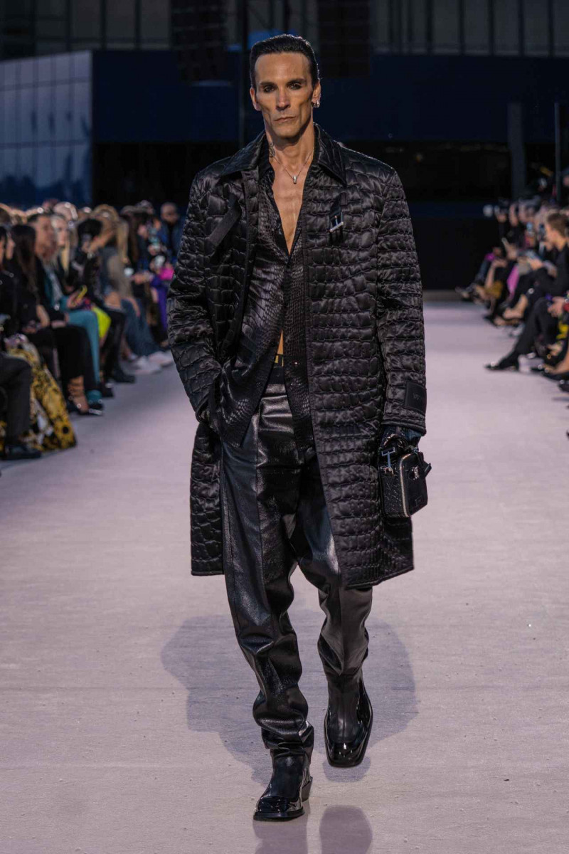 Versace fashion show for Autumn/Winter 2023