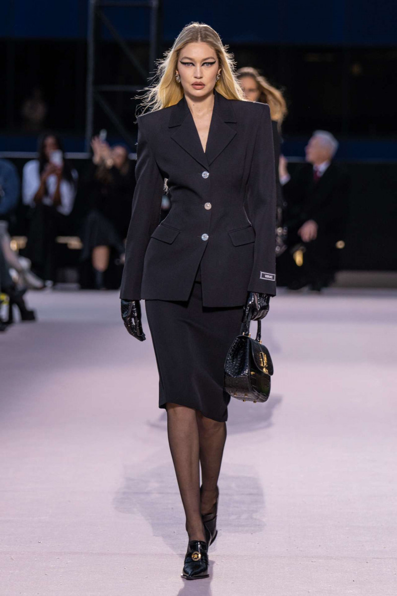 Gigi Hadid featured in  the Versace fashion show for Autumn/Winter 2023