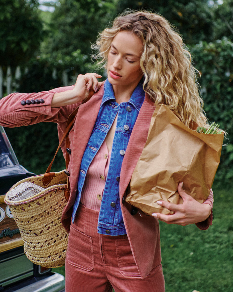 Hannah Ferguson featured in  the Veronica Beard lookbook for Autumn/Winter 2022