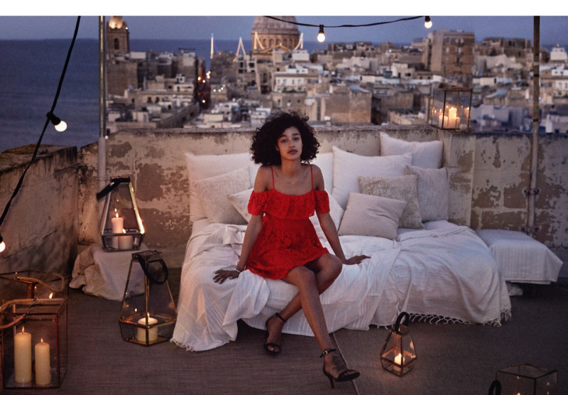 Damaris Goddrie featured in  the H&M advertisement for Summer 2018
