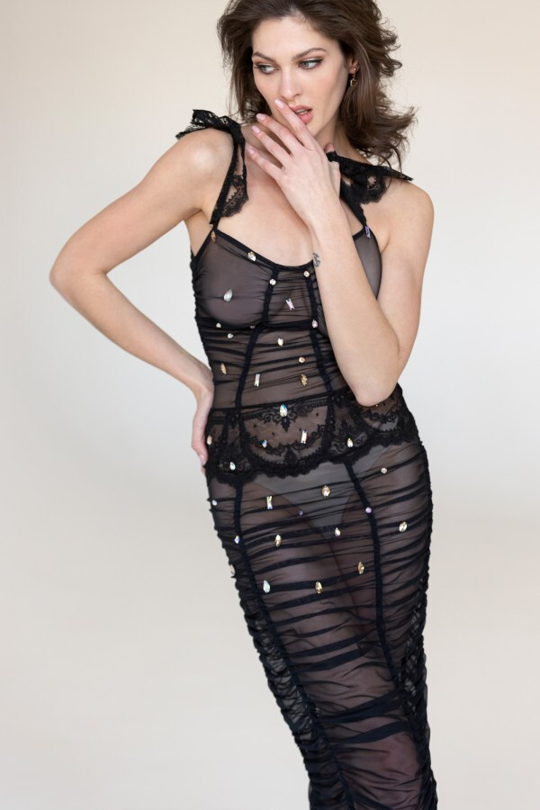 Angelina Pirtskhalava featured in  the Apilat advertisement for Spring/Summer 2023