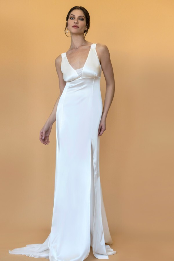 Angelina Pirtskhalava featured in  the Apilat advertisement for Spring/Summer 2023