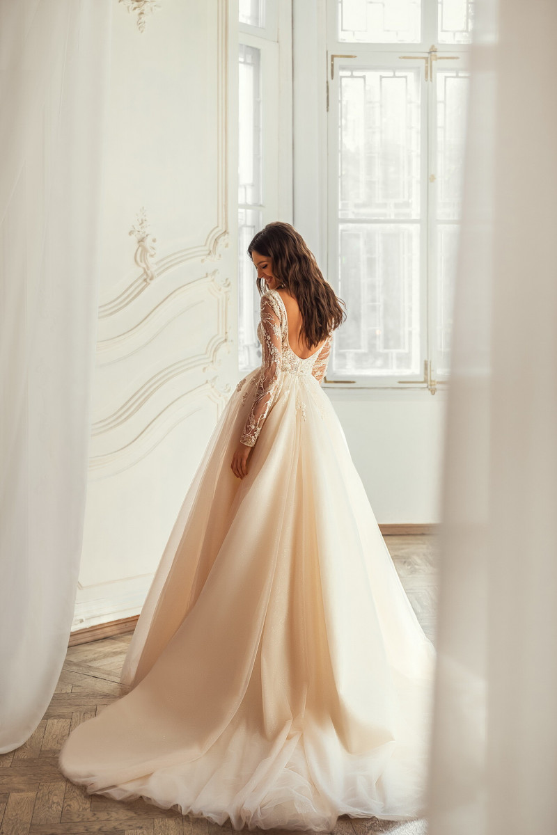 Angelina Pirtskhalava featured in  the Luce Sposa catalogue for Spring/Summer 2023