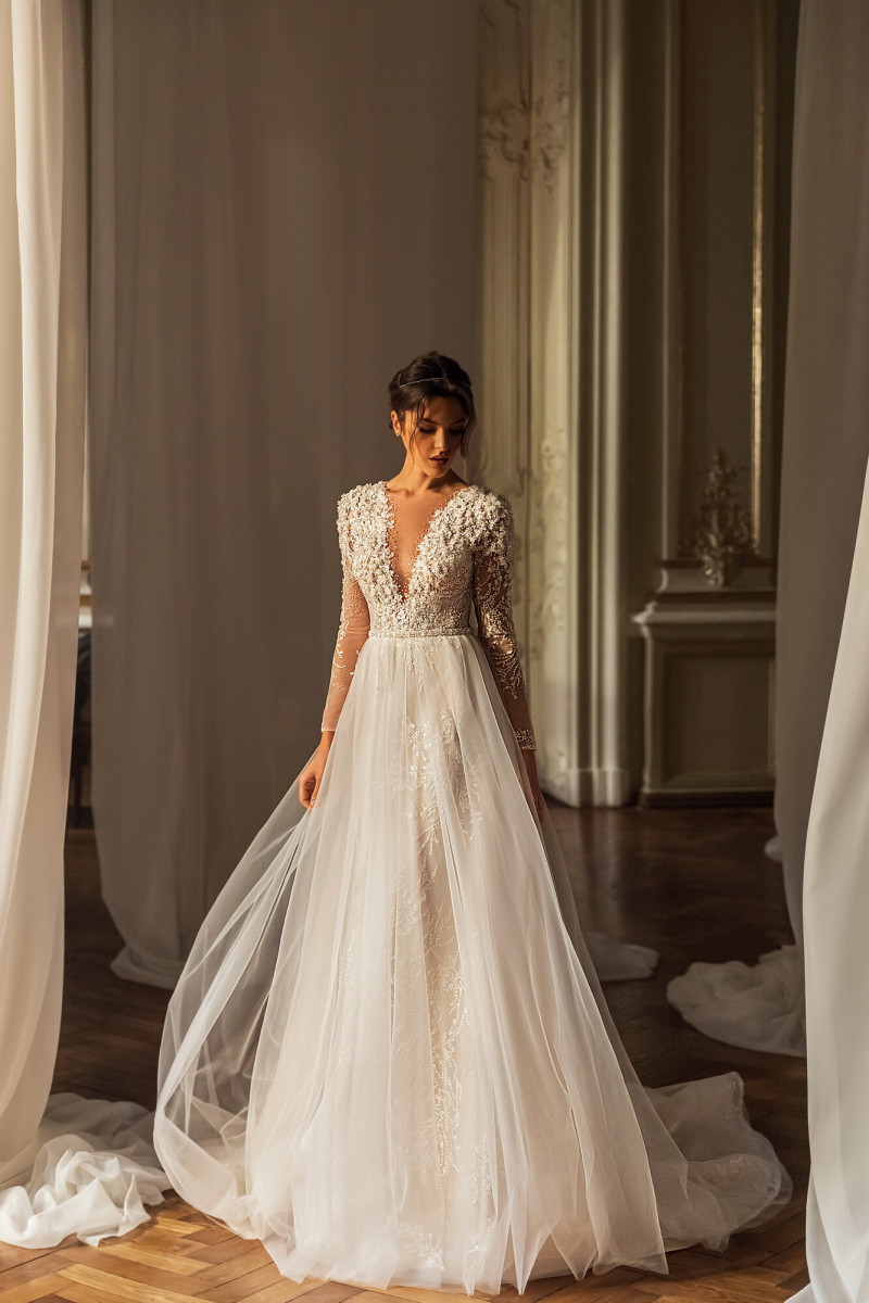 Angelina Pirtskhalava featured in  the Luce Sposa catalogue for Spring/Summer 2023