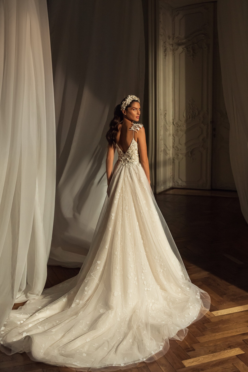 Angelina Pirtskhalava featured in  the Luce Sposa catalogue for Spring/Summer 2023