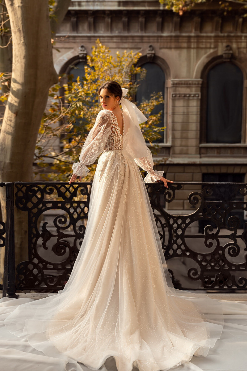 Angelina Pirtskhalava featured in  the Luce Sposa catalogue for Spring/Summer 2023